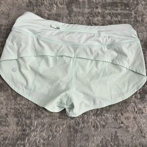 Lululemon speed up shorts low rise 2.5